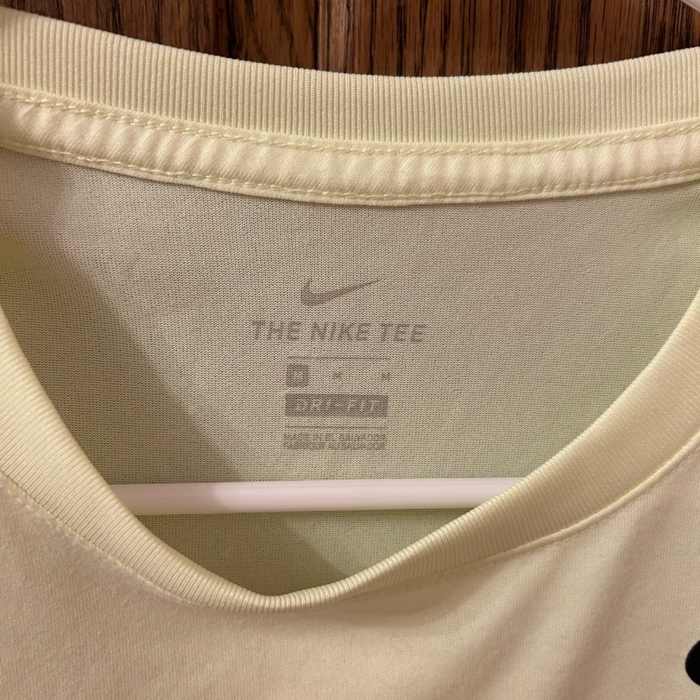 Nike Dri-Fit Light Yellow Tee with Black Swoosh Medium - Picture 4 of 5